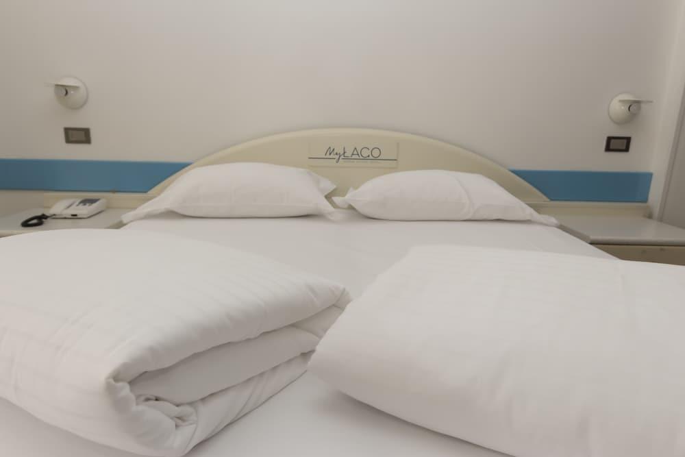 Hi Hotels Riva Del Garda Exterior foto